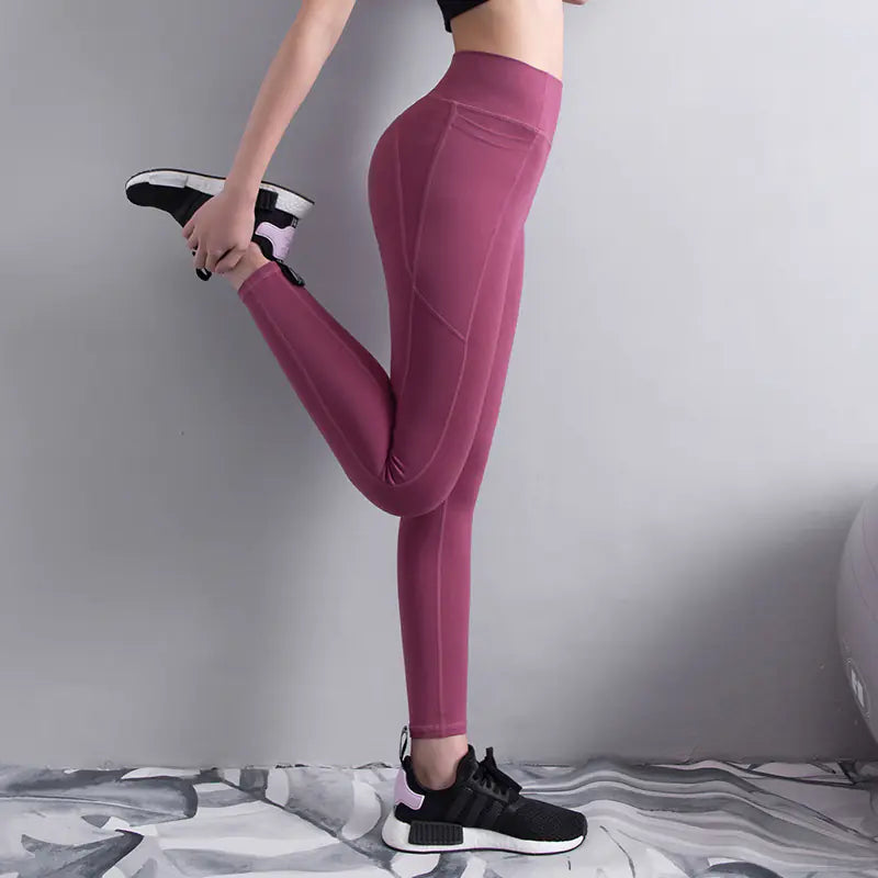 Women's Pocketed Fitness Leggings for Yoga and Running